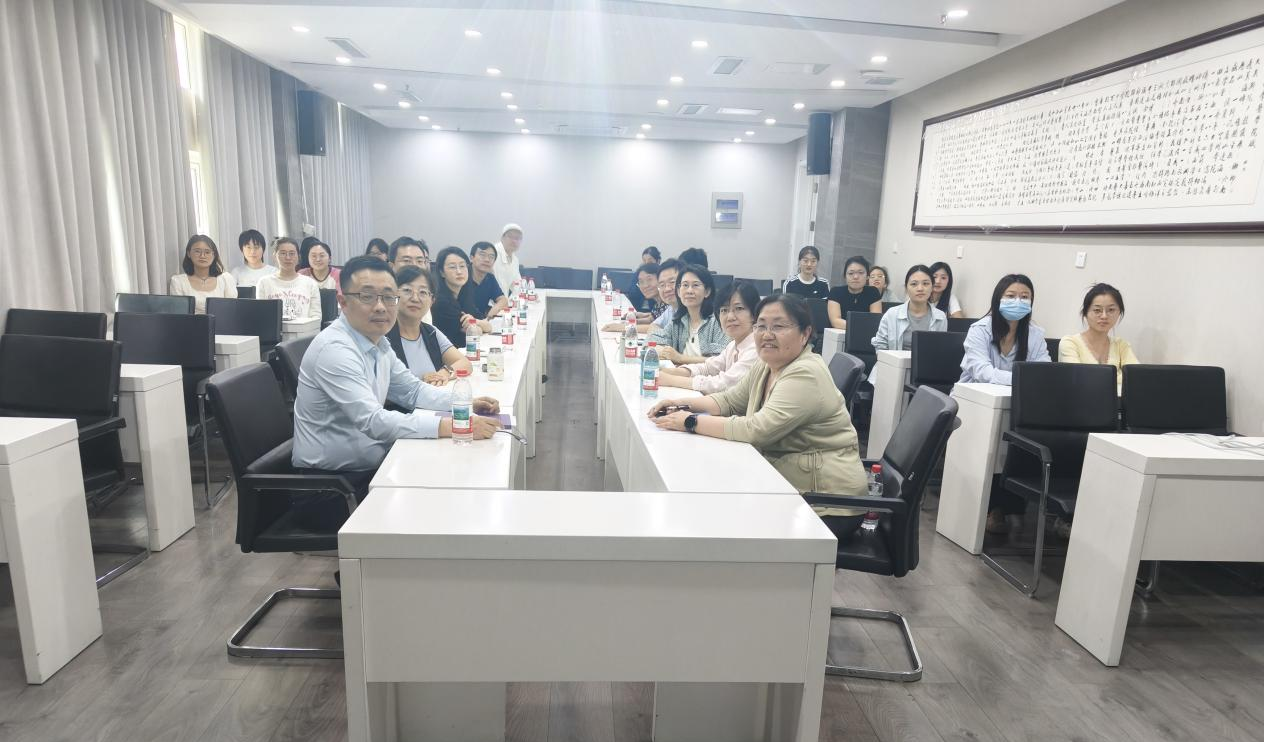 党建业务融合，凝心聚力育人——bevictor伟德三个党支部联合开展主题党日活动